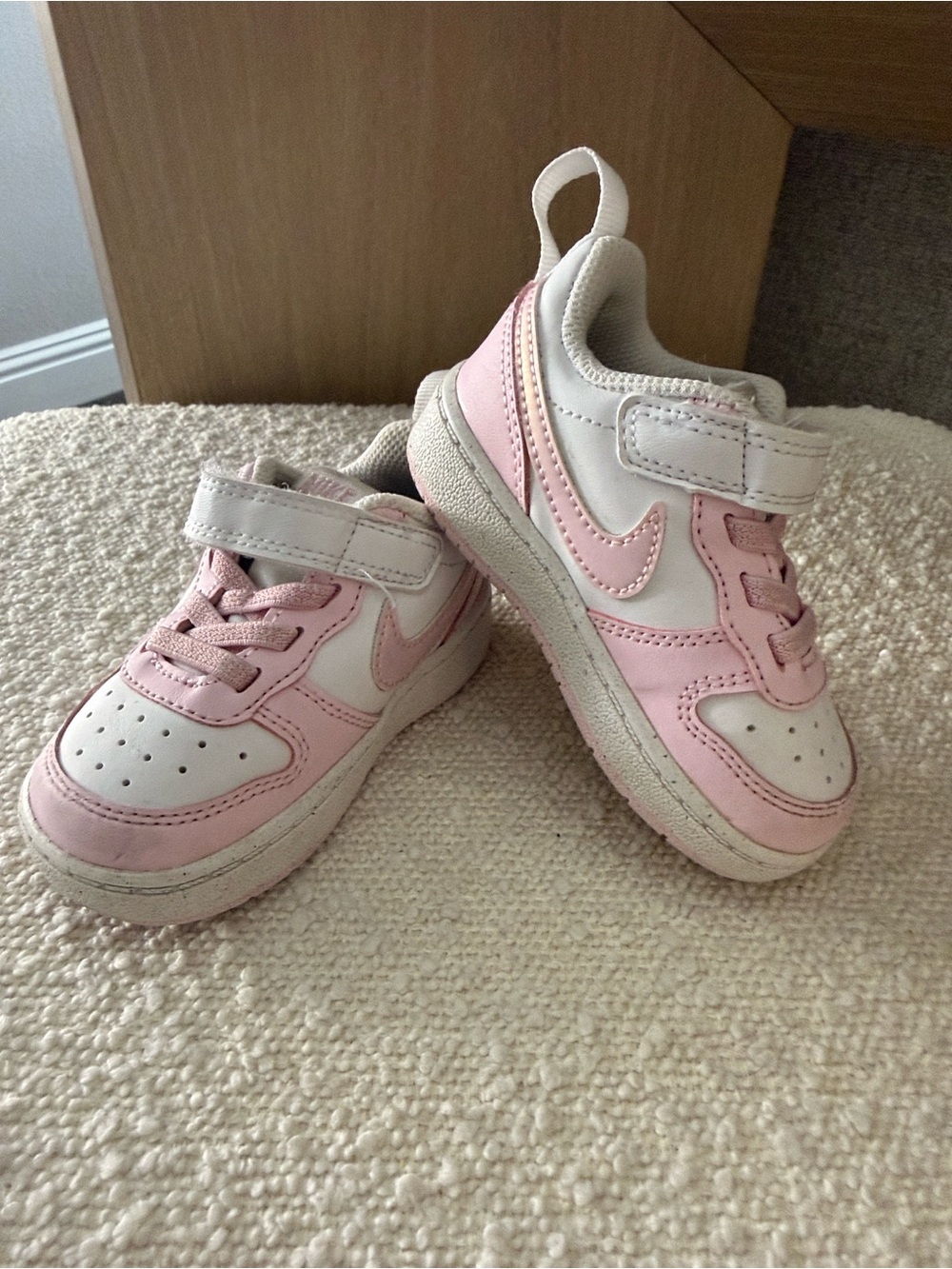 Nike Toddler Pink and White Hook-and-Loop Sneakers